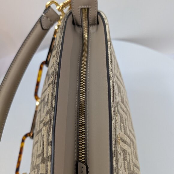 Fendi Brown O’Clock Zip Shoulder Bag Zucca Chenille Bag - Picture 10 of 16